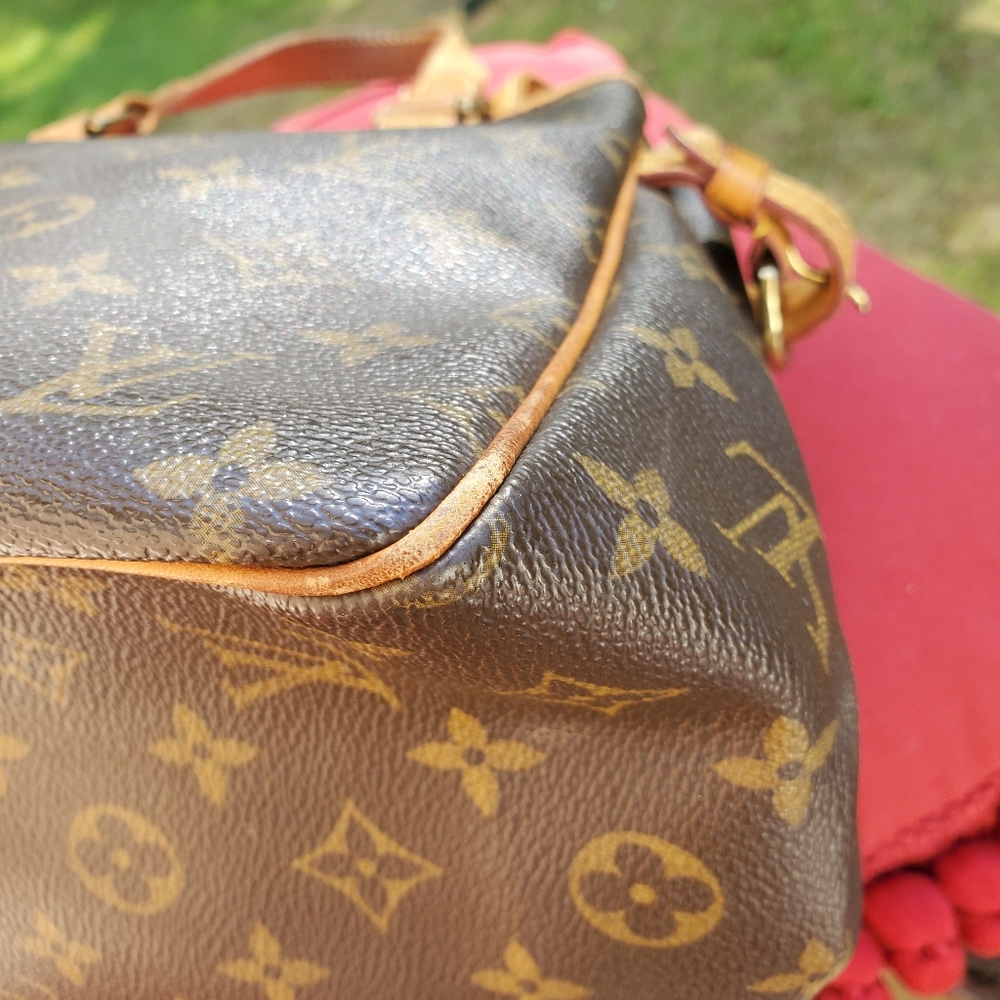 Louis Vuitton Monogram Vertixal Batignolles Tote - Picture 10 of 16